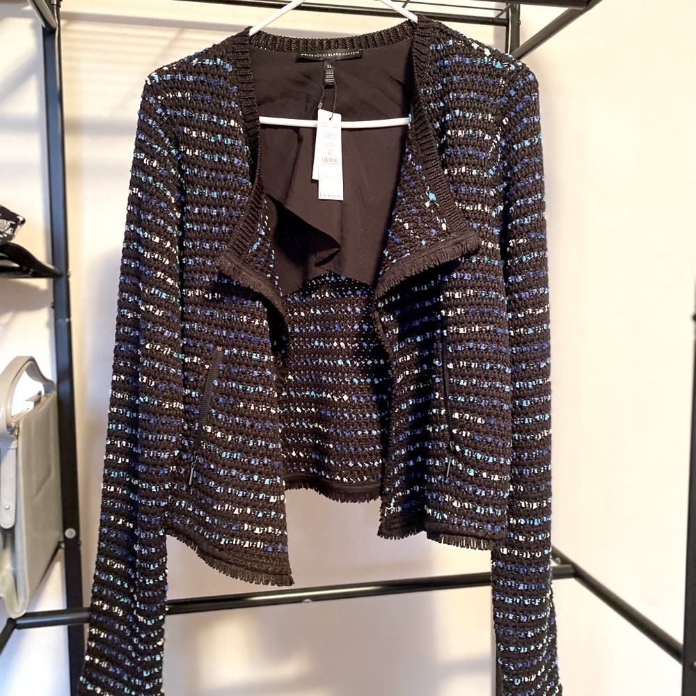 Tess’s Plus Boutique - White House Black Market. XL Career Professional